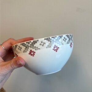 Elegant White and Red Patterned Bowl